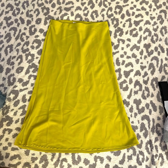 2 for $10 Rachel Zoe skirt size 2 - Picture 1 of 2